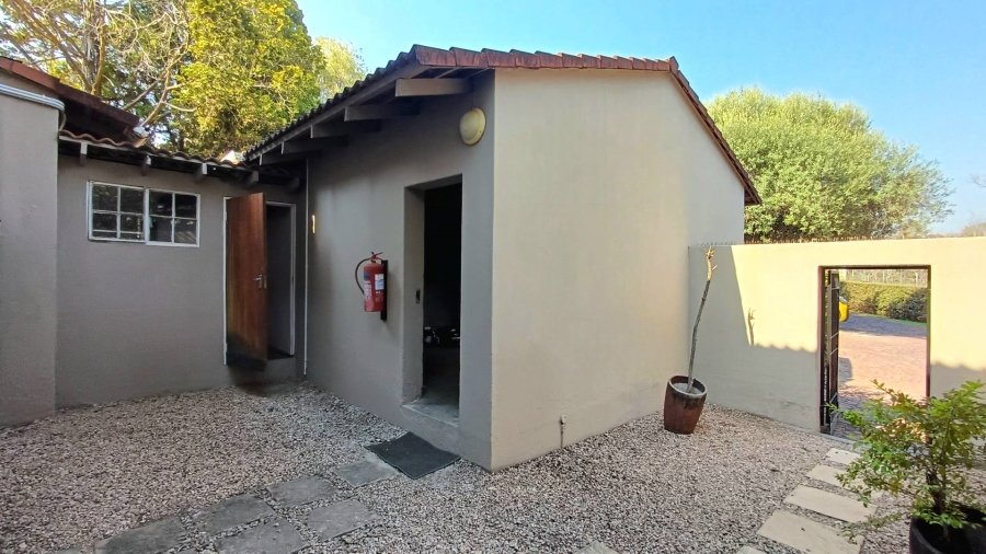 To Let 3 Bedroom Property for Rent in Bryanston Gauteng