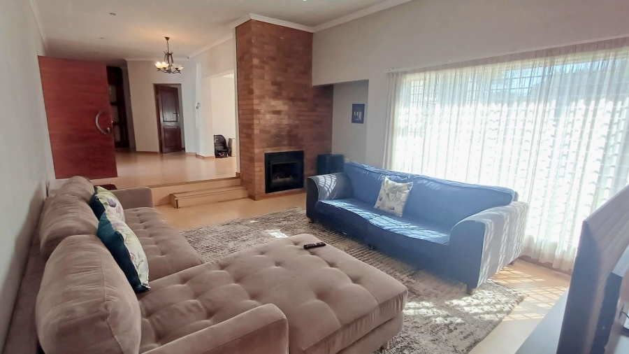 To Let 4 Bedroom Property for Rent in Ferndale Gauteng