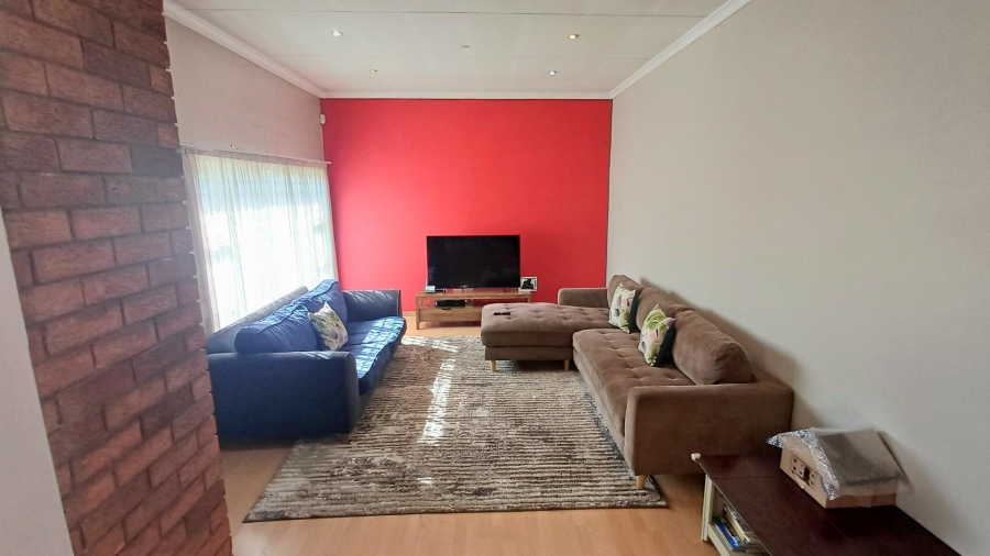To Let 4 Bedroom Property for Rent in Ferndale Gauteng