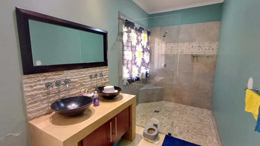 To Let 4 Bedroom Property for Rent in Ferndale Gauteng