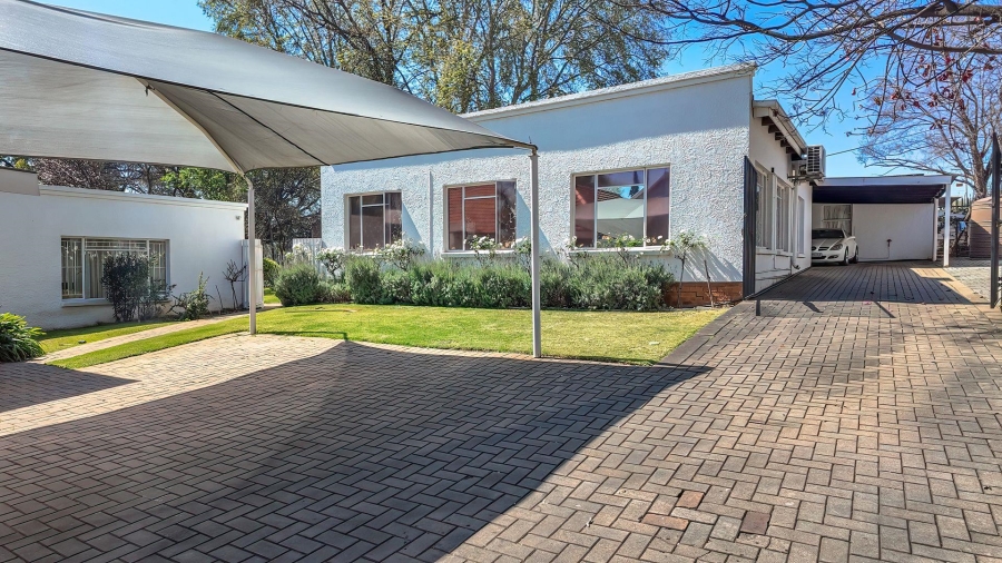 To Let Commercial Property for Rent in Ferndale Gauteng