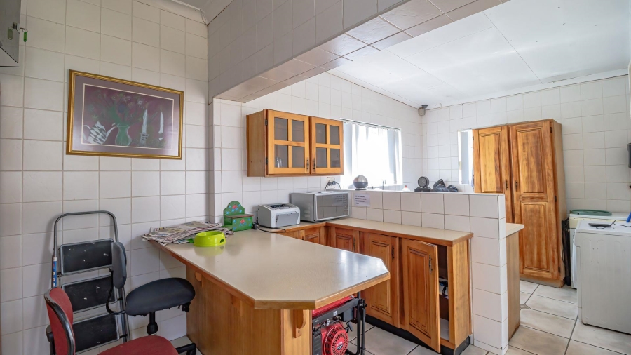 To Let Commercial Property for Rent in Ferndale Gauteng