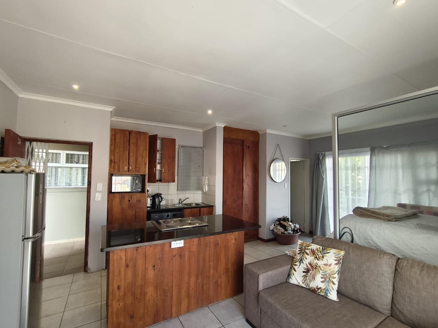 1 Bedroom Property for Sale in Ferndale Gauteng