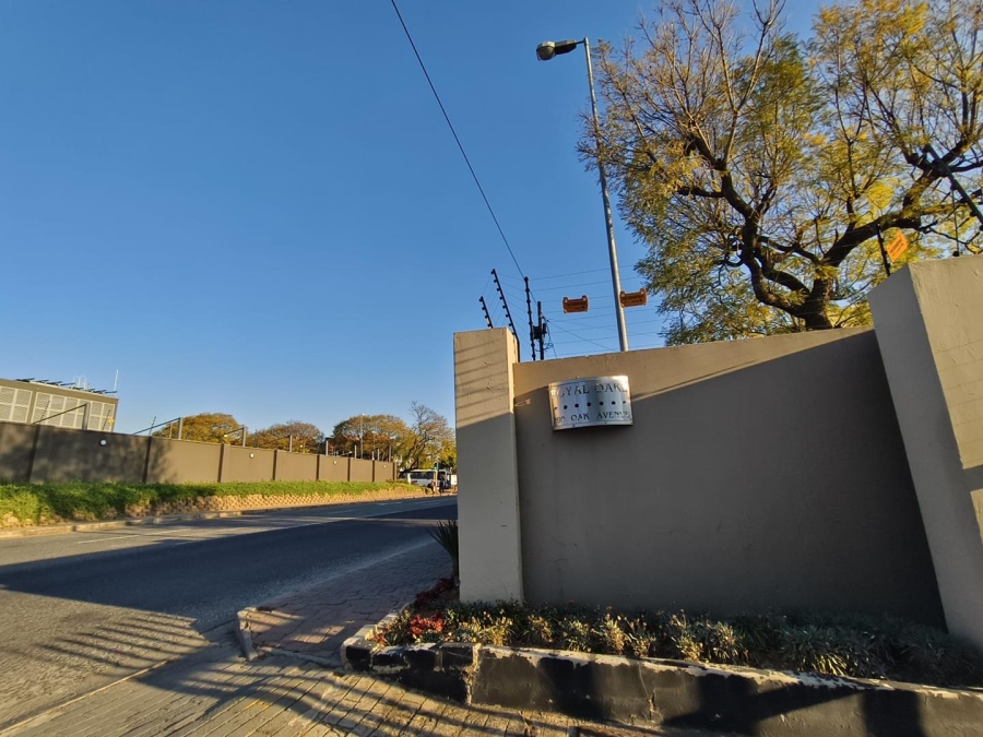 1 Bedroom Property for Sale in Ferndale Gauteng