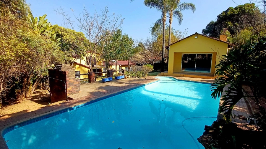 To Let 4 Bedroom Property for Rent in Weltevreden Park Gauteng