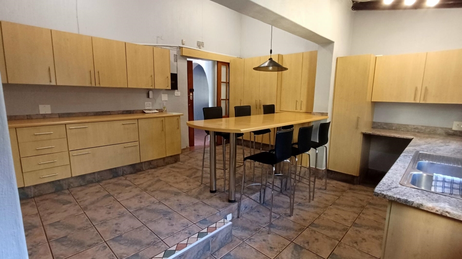 To Let 4 Bedroom Property for Rent in Weltevreden Park Gauteng