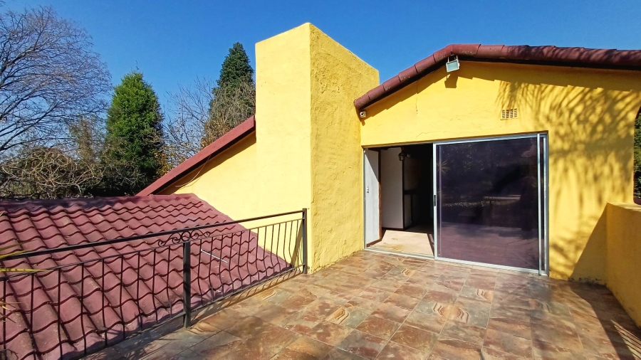 To Let 4 Bedroom Property for Rent in Weltevreden Park Gauteng