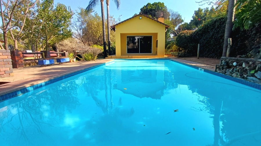 To Let 4 Bedroom Property for Rent in Weltevreden Park Gauteng