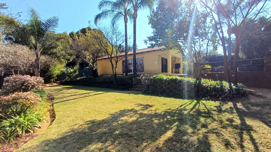 To Let 4 Bedroom Property for Rent in Weltevreden Park Gauteng