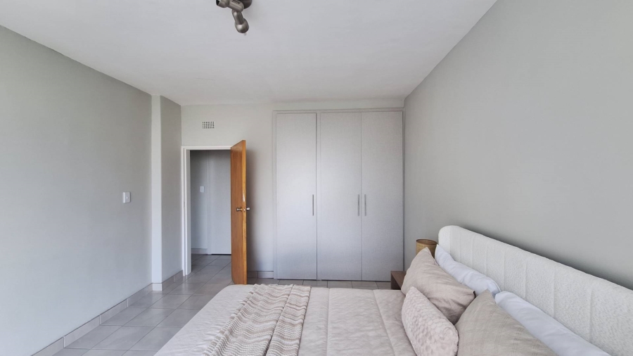 To Let 2 Bedroom Property for Rent in Constantia Kloof Gauteng