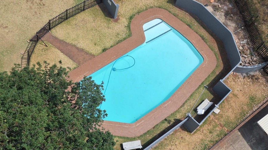 To Let 2 Bedroom Property for Rent in Constantia Kloof Gauteng