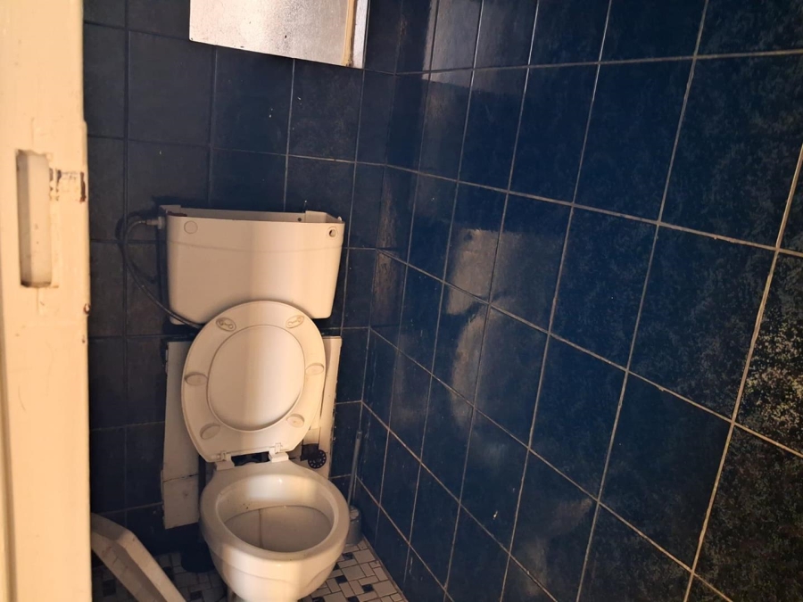 1 Bedroom Property for Sale in Hillbrow Gauteng