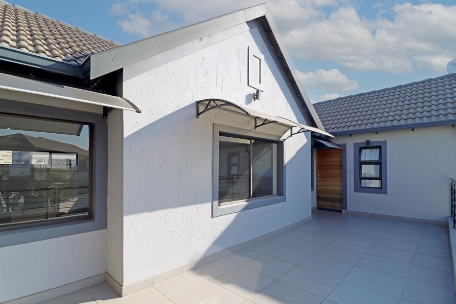 6 Bedroom Property for Sale in Blue Valley Gauteng