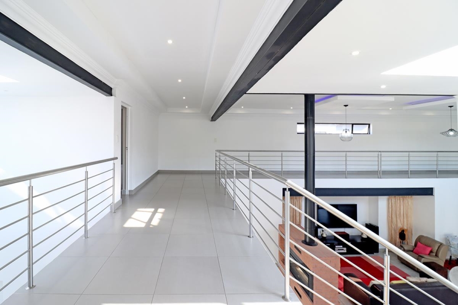 6 Bedroom Property for Sale in Blue Valley Gauteng