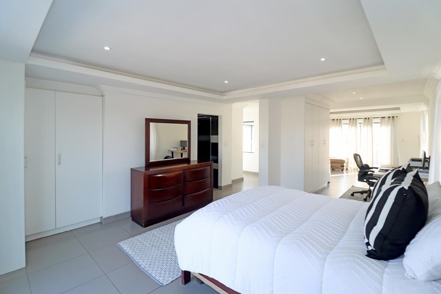 6 Bedroom Property for Sale in Blue Valley Gauteng