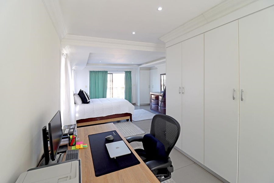 6 Bedroom Property for Sale in Blue Valley Gauteng