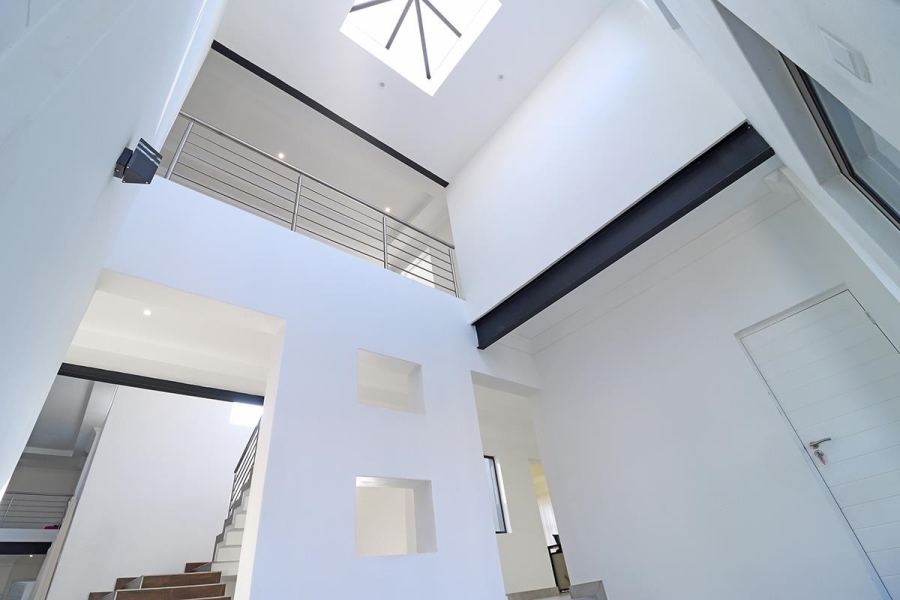 6 Bedroom Property for Sale in Blue Valley Gauteng