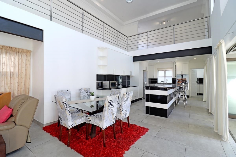 6 Bedroom Property for Sale in Blue Valley Gauteng
