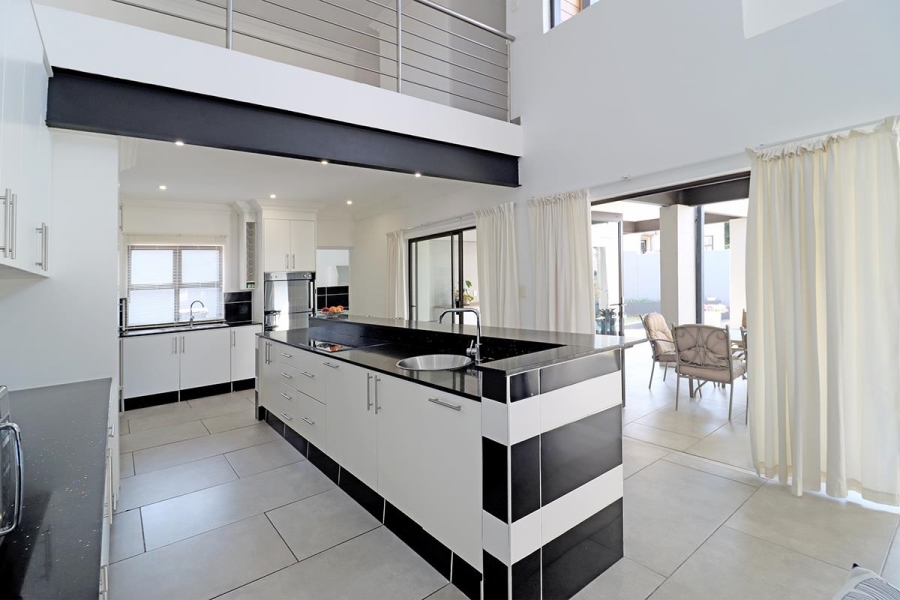 6 Bedroom Property for Sale in Blue Valley Gauteng