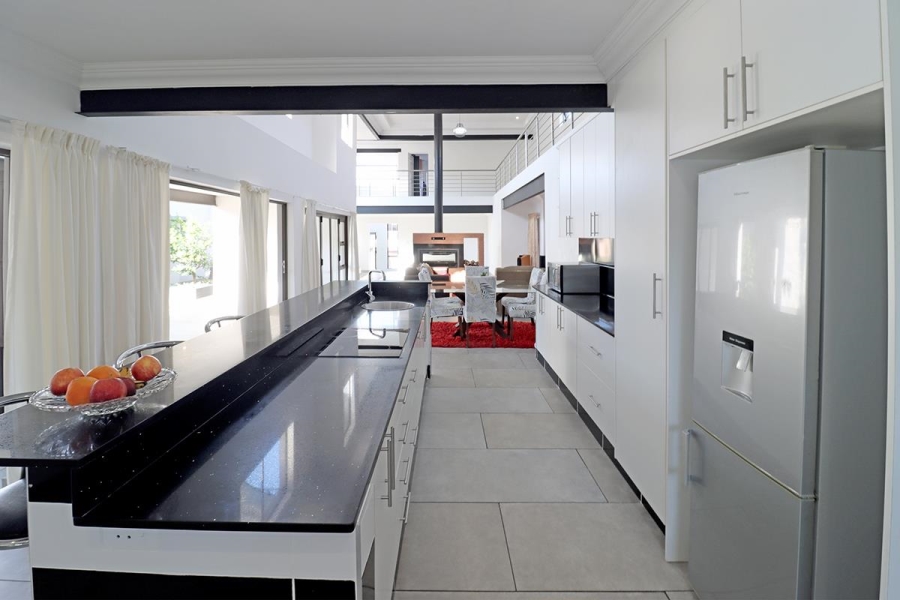 6 Bedroom Property for Sale in Blue Valley Gauteng