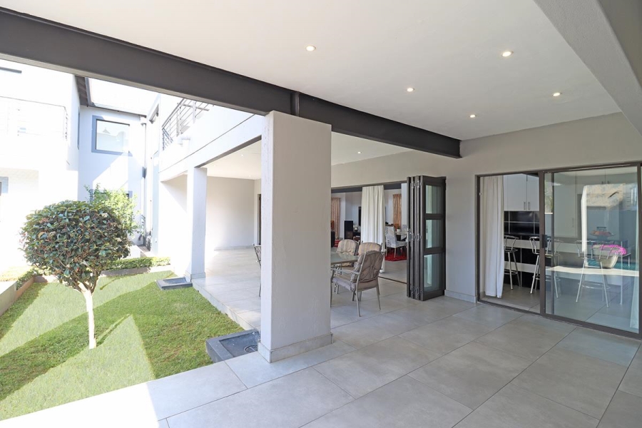 6 Bedroom Property for Sale in Blue Valley Gauteng