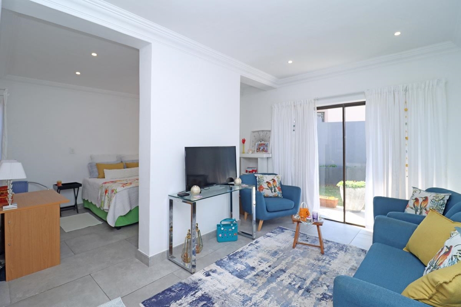 6 Bedroom Property for Sale in Blue Valley Gauteng