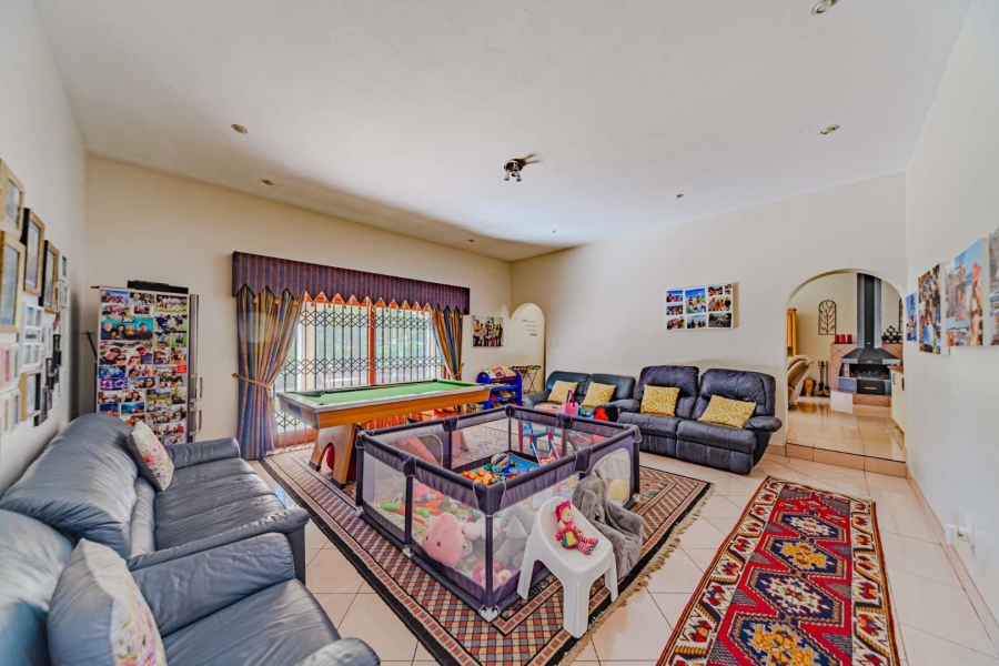 4 Bedroom Property for Sale in Blue Valley Golf Estate Gauteng