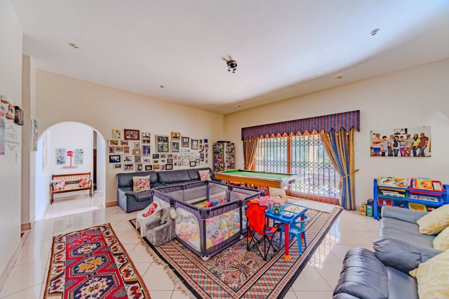 4 Bedroom Property for Sale in Blue Valley Golf Estate Gauteng