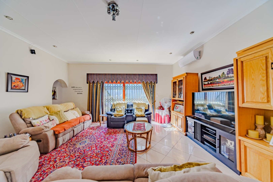 4 Bedroom Property for Sale in Blue Valley Golf Estate Gauteng