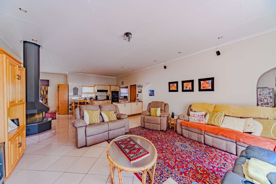 4 Bedroom Property for Sale in Blue Valley Golf Estate Gauteng