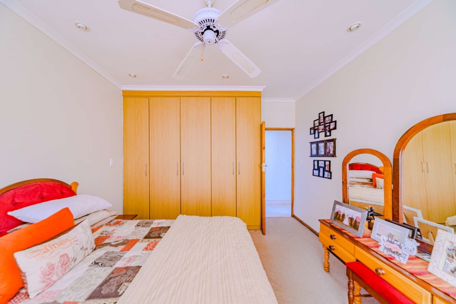 4 Bedroom Property for Sale in Blue Valley Golf Estate Gauteng
