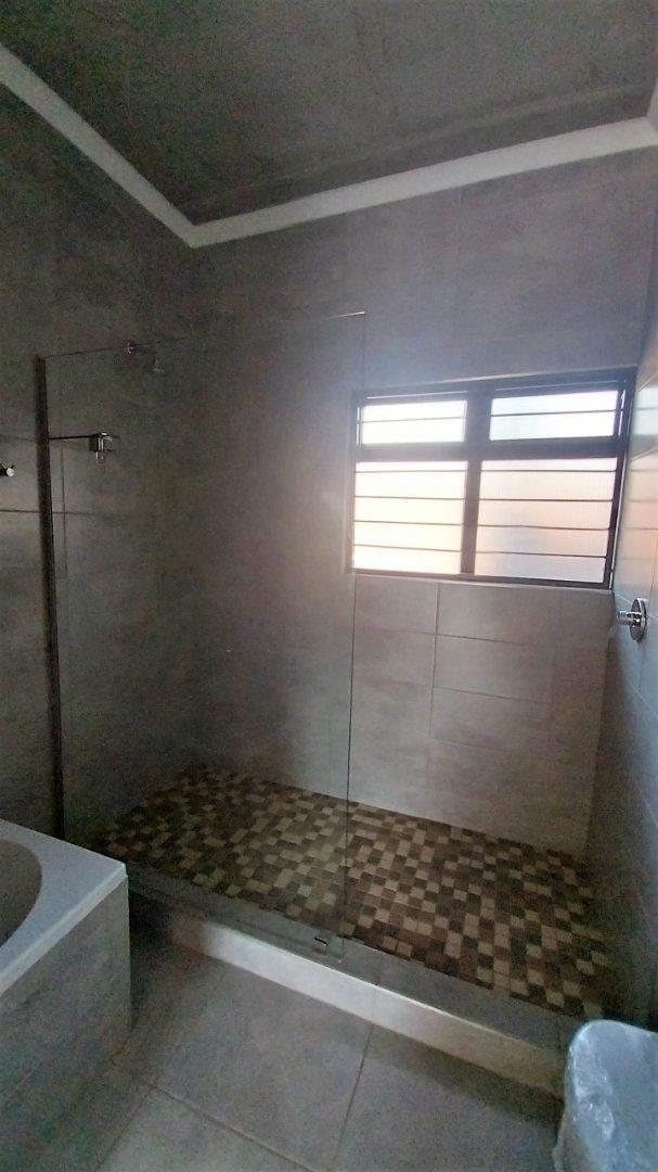 To Let 2 Bedroom Property for Rent in Olympus Gauteng
