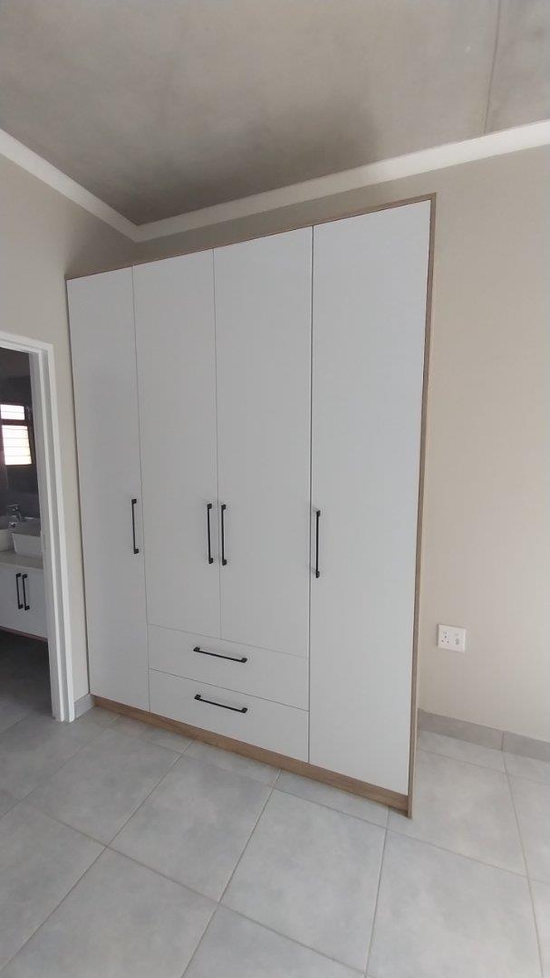To Let 2 Bedroom Property for Rent in Olympus Gauteng