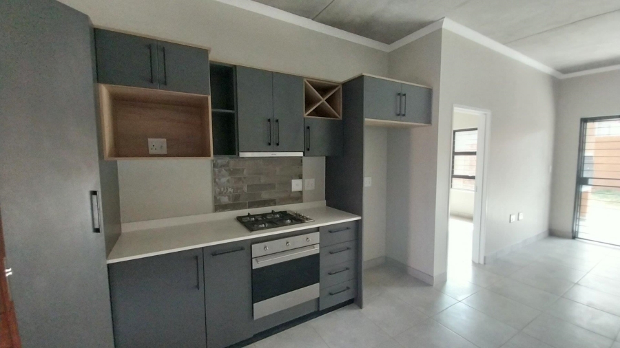 To Let 2 Bedroom Property for Rent in Olympus Gauteng