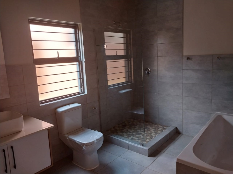 To Let 2 Bedroom Property for Rent in Olympus Gauteng