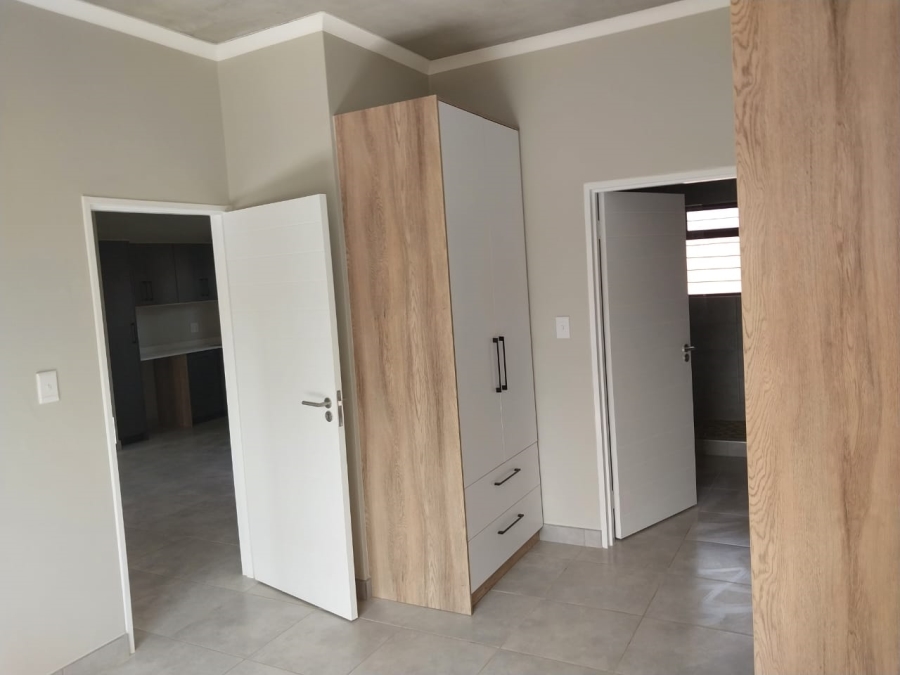 To Let 2 Bedroom Property for Rent in Olympus Gauteng