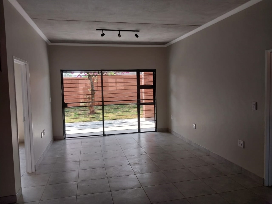 To Let 2 Bedroom Property for Rent in Olympus Gauteng