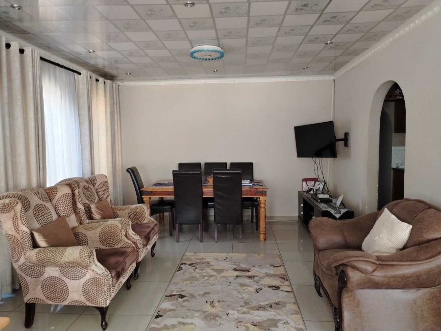 3 Bedroom Property for Sale in Zakariyya Park Gauteng