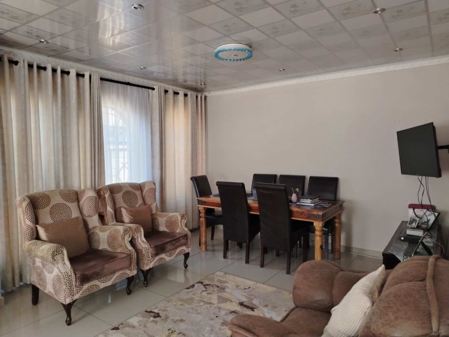 3 Bedroom Property for Sale in Zakariyya Park Gauteng