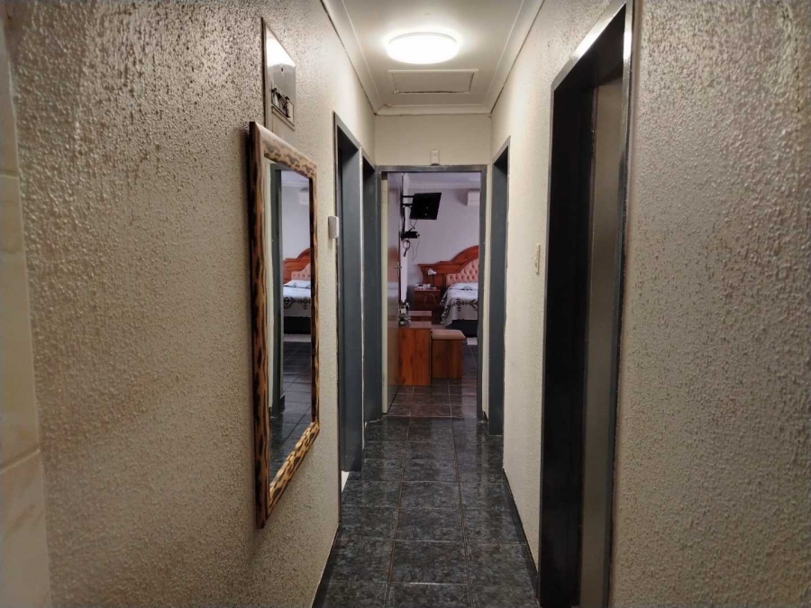 3 Bedroom Property for Sale in Zakariyya Park Gauteng