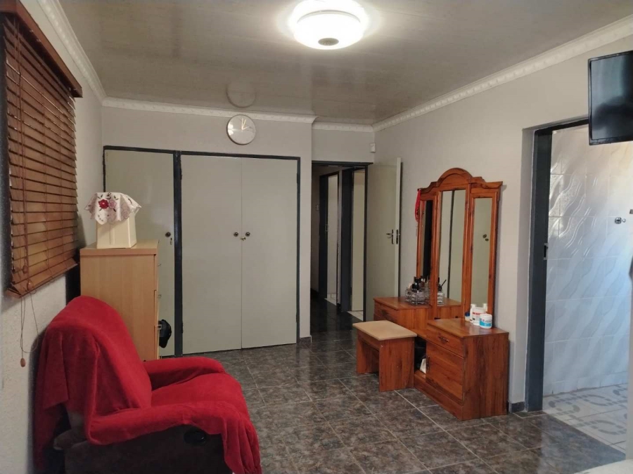 3 Bedroom Property for Sale in Zakariyya Park Gauteng