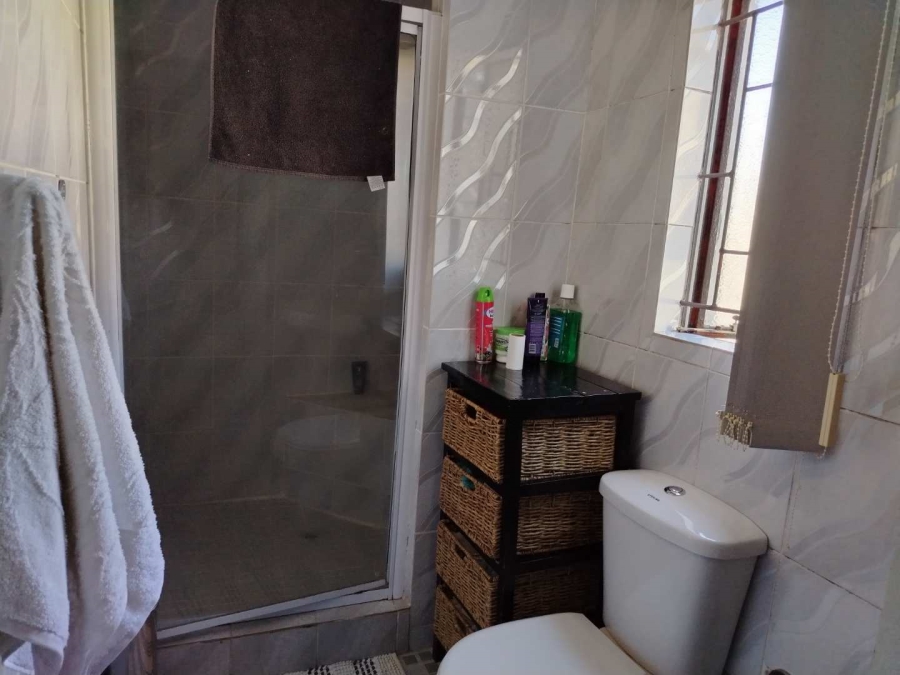 3 Bedroom Property for Sale in Zakariyya Park Gauteng