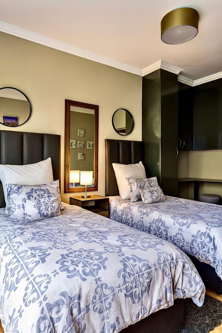 4 Bedroom Property for Sale in Hekpoort Gauteng