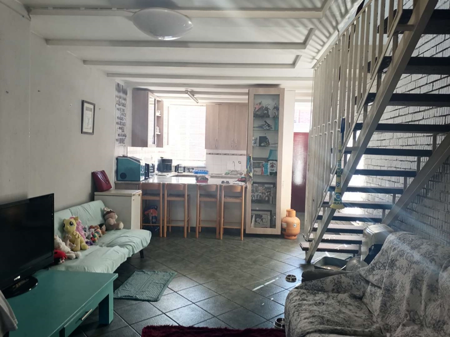 2 Bedroom Property for Sale in The Hill Gauteng