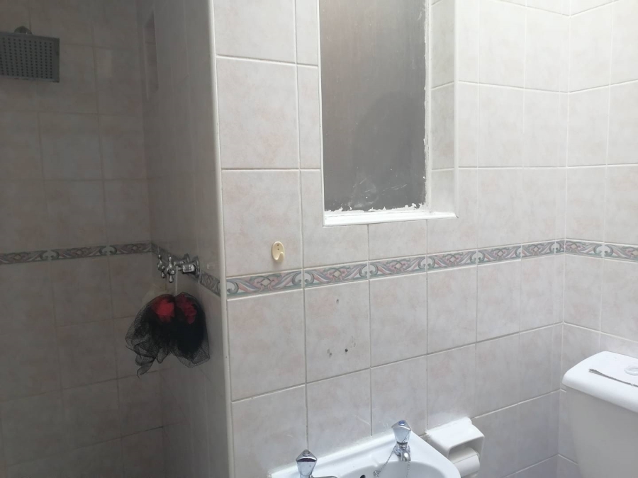 2 Bedroom Property for Sale in The Hill Gauteng