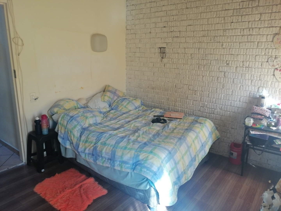 2 Bedroom Property for Sale in The Hill Gauteng