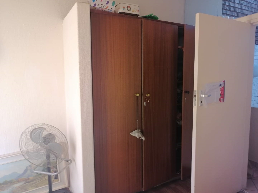 2 Bedroom Property for Sale in The Hill Gauteng