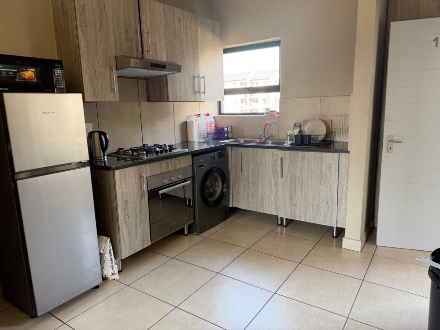 1 Bedroom Property for Sale in Glen Austin AH Gauteng