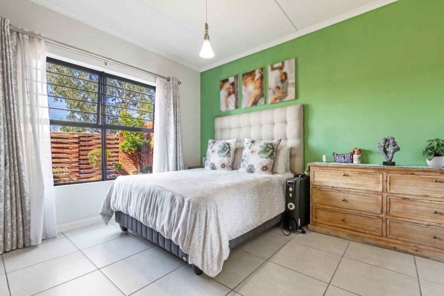 3 Bedroom Property for Sale in Olivedale Gauteng