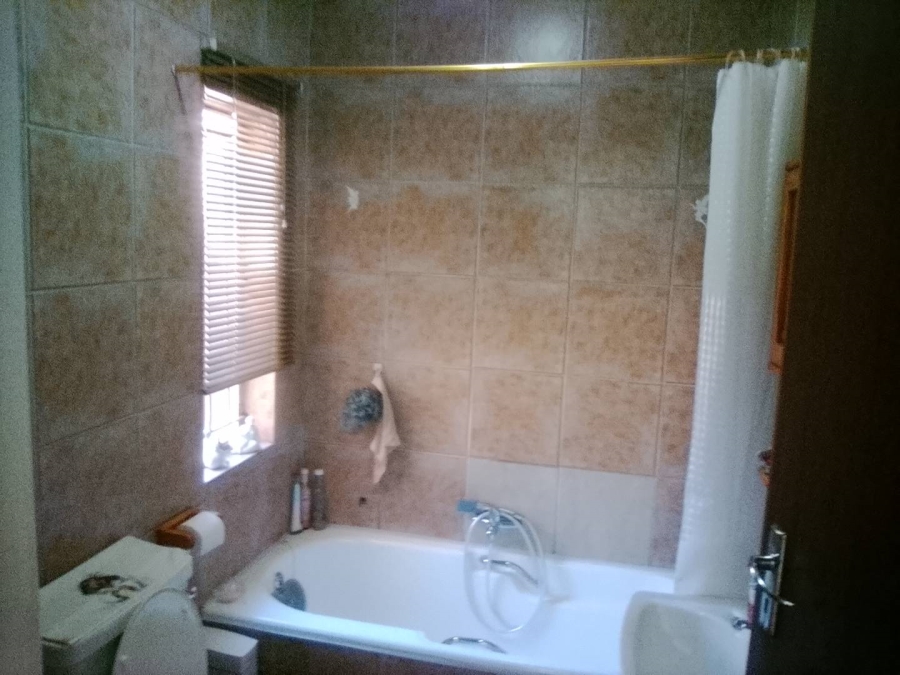 2 Bedroom Property for Sale in Clubview Gauteng